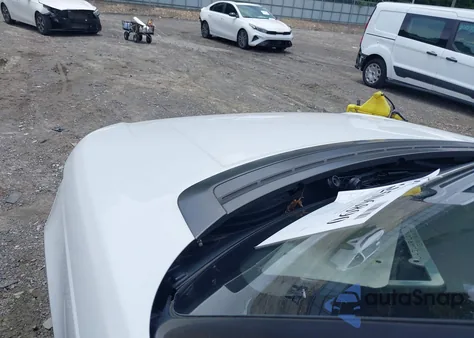 2017 Land Rover Range Rover 3.0L V6 Turbocharged Diesel Hse Td6 z USA, uszkodzony, nr VIN SALGS2FK9HA357978